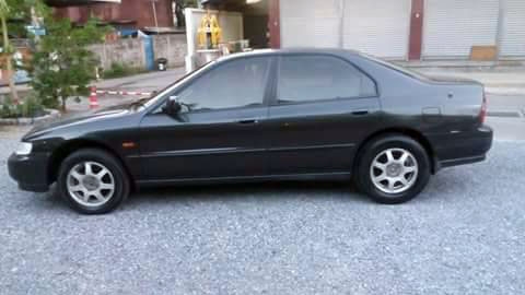 HONDA accord เครื่อง VTEC ปี95 สีบางหน้าหลังเดิม