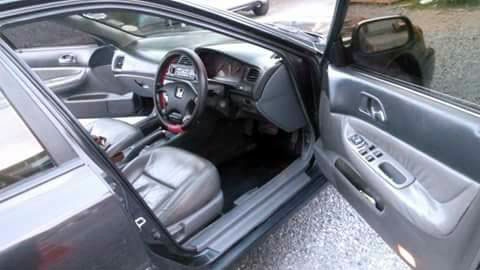 HONDA accord เครื่อง VTEC ปี95 สีบางหน้าหลังเดิม