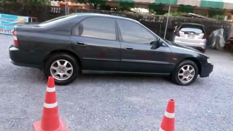 HONDA accord เครื่อง VTEC ปี95 สีบางหน้าหลังเดิม