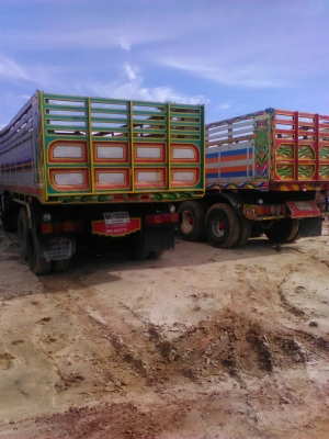 ขายรถบรรทุก 10 ล้อดัมพ์ HINO FM3H 195 แรงม้า ราคา 810000