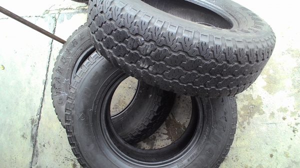 235/70R15 DUNLOP GRANDTREK มี 3 เส้น tel.081-427-3941 LINE ไอดี 0814273941 235/70R15 DUNLOP GRANDTREK มี 3 เส้น tel.081-427-3941 LINE ไอดี 0814273941