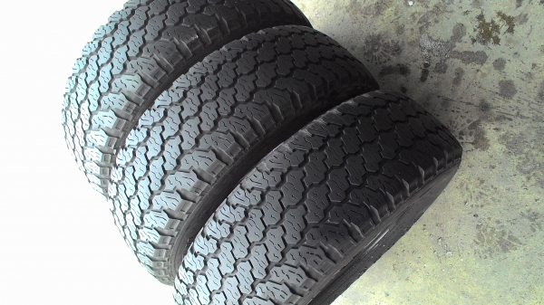 235/70R15 DUNLOP GRANDTREK มี 3 เส้น tel.081-427-3941 LINE ไอดี 0814273941 235/70R15 DUNLOP GRANDTREK มี 3 เส้น tel.081-427-3941 LINE ไอดี 0814273941