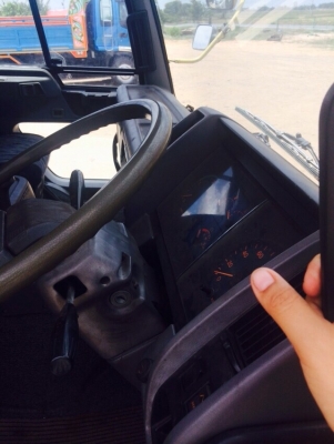 ขายรถฮีโน่สิงไฮเทค เครื่อง195แรง โทร0813774408