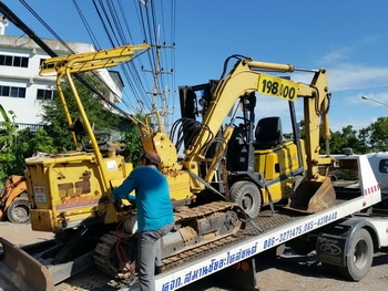 ขาย รถขุด แบคโฮ YANMAR: YB 25 ดีเชล 3 สูบ ราคา 198,000 รถเก่านอกครับ ขาย รถขุด แบคโฮ YANMAR: YB 25 ดีเชล 3 สูบ ราคา 198,000 รถเก่านอกครับ