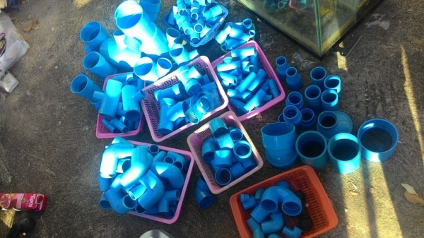 ขายเหมา ขายถูก ข้อต่อ PVC ของท่อน้ำไทย ประมาฯ 180 ตัว ซื้อมาราคายี่ปั๊วเกือบ 4000 ขาย 2,000 ส่งฟรี ขายเหมา ขายถูก ข้อต่อ PVC ของท่อน้ำไทย ประมาฯ 180 ตัว ซื้อมาราคายี่ปั๊วเกือบ 4000 ขาย 2,000 ส่งฟรี