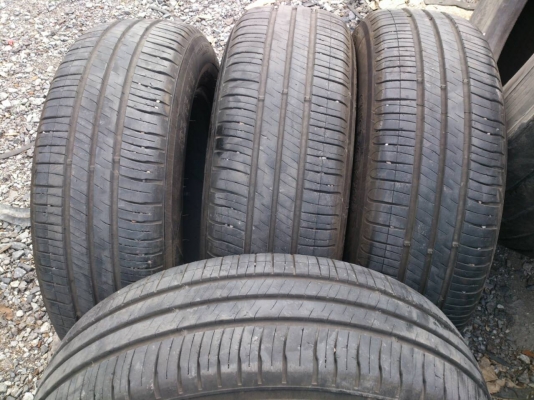 ขายยาง มิชลิน 195/65R15 ยางสัปดาห์ที่04ปี14 ดอกยางหนาลึกเท่ากัน จำนวน 1 ชุด 3200