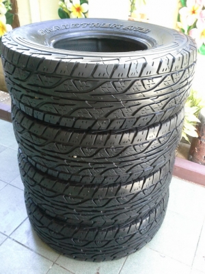 Dunlop AT3 ขนาด 285/75/16 ปลายปี12 สภาพสวยๆ 1ชุด