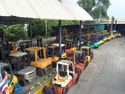 -:-*&bull;*ข า ย ร ถ ย ก นำ เ ข้ า*&bull;*-:-KOMATSU FG25-17 เสาสูง5เมตร เครื่องเบนซิล+แก๊ส เกียร์ออโต้ สนใจติดต่อ083-062-0223(ปอนด์)