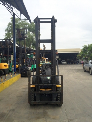 -:-*&bull;*ข า ย ร ถ ย ก นำ เ ข้ า*&bull;*-:-KOMATSU FG25-17 เสาสูง5เมตร เครื่องเบนซิล+แก๊ส เกียร์ออโต้ สนใจติดต่อ083-062-0223(ปอนด์)