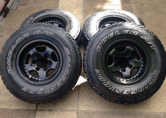ล้อแท้ Interspeed ขอบ15 พร้อมยาง Bridstone 31 10.5 R15 สิ้นปี11 ดอกเต็ม