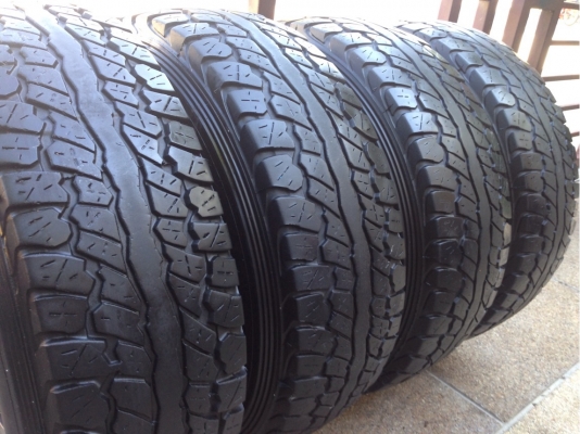 ล้อแนว off road ขอบ15 5รู114 พร้อมยาง All Dunlop 30 9.5 R15 กลางปี11 เหมาะกับรถกระบะเตี้ยอยากสูง
