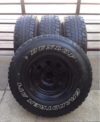 ล้อแนว off road ขอบ15 5รู114 พร้อมยาง All Dunlop 30 9.5 R15 กลางปี11 เหมาะกับรถกระบะเตี้ยอยากสูง