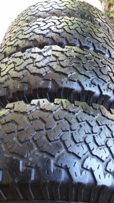 ขายยาง bf all 265/75/16 ปี11