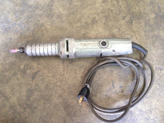 ขายหินเจียรคอยาว makita 906H รุ่นใหญ่ สำหรับช่างอาชีพ made in Japan สภาพสวยมาก วิ่งนิ่ม พร้อมใช้งาน