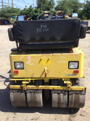 มี VDO รถบด 3 ตัน SAKAI TW350 เก่าญี่ปุ่น ไม่เคยใช้งานในไทย