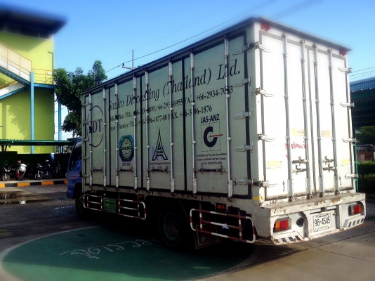 ขาย ISUZU NQR 133 แรงม้า 5.5 เมตร พร้อมตู้แห้ง