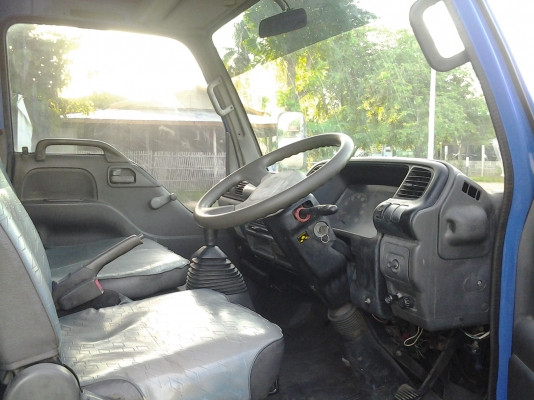 ISUZU 6ล้อ NRK เครื่อง 130แรงเทอร์โบ ปี48 สภาพพร้อมใช้