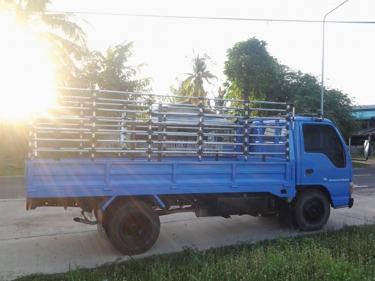 ISUZU 6ล้อ NRK เครื่อง 130แรงเทอร์โบ ปี48 สภาพพร้อมใช้