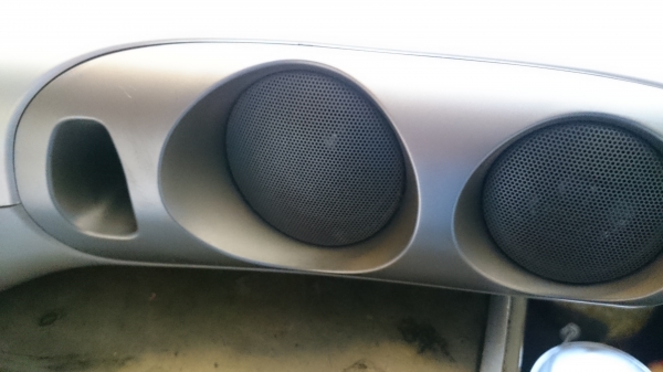 ลำโพงพิงหลัง Suzuki 3D Concept 2 Way 4 Spakeer SuperWoofer