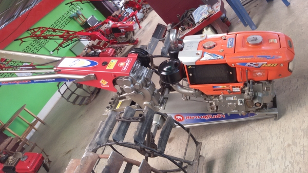 ขายเครื่องอาที140พร้อมสยามรถจะชื่อแต่เครื่องก็ได้ครับราคา35000บาทจะชื่อแต่โครงก็ได้ราคา18500บาท อยู่ วังบัว คลองขลุง กำแพงเพชร  ราคาเติม535000บาท   สนใจสอบุถามได้ที่081 3655997 อ๋าพร  พาเจริญ  ราคาต่อรองได้อีกนะครับ