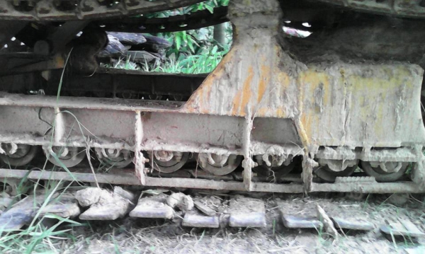 ขายรถเกี่ยวข้าว ตัวเดิน 10 ปั้มคายาบา เบอร์ 23 เครื่อง อีซูซุ 195 แรง