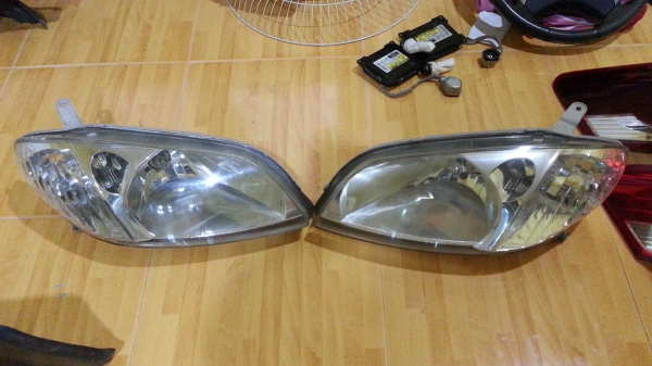 โคมไฟหน้าวีออส ปี2003 ของแท้มือสอง