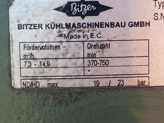 ขายหัวปั๊มลมมือสอง ยี่ห้อ Bitzer ขายหัวปั๊มลมมือสอง ยี่ห้อ Bitzer