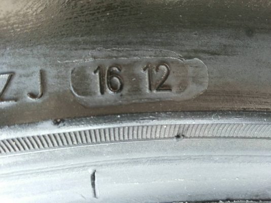 ยาง 265-20R20 TRI-ACE Carrera ปี12