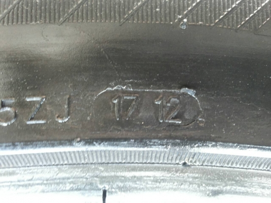 ยาง 265-20R20 TRI-ACE Carrera ปี12