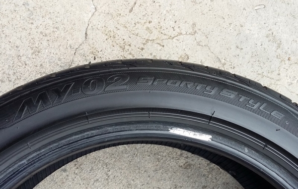 ยาง,205-46-16 BRIDGESTONE MY-02 ปลายปี12สี่เส้น 3,700 ยาง,205-46-16 BRIDGESTONE MY-02 ปลายปี12สี่เส้น 3,700