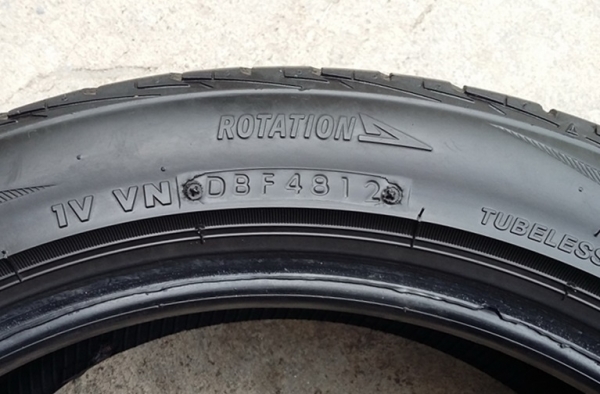 ยาง,205-46-16 BRIDGESTONE MY-02 ปลายปี12สี่เส้น 3,700 ยาง,205-46-16 BRIDGESTONE MY-02 ปลายปี12สี่เส้น 3,700