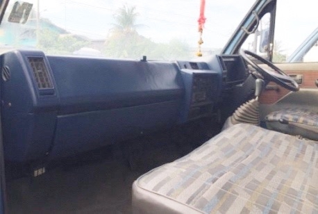 ISUZU NPR 120 HP 4HF1 หกล้อดั๊มพ์ กระบะดั๊มพ์เหล็ก 4 ตันคอกเกษตรสภาพใหม่สวยจัดพร้อมบรรทุกหนักได้เลย เครื่องยนต์ 120 แรงวางใหม่ลงเล่มครบพร้อม ภายในเก๋งคอนโซลสวยครบ เกียร์สั้น พวงมาลัยธรรมดา ช่วงล่างใหญ่คัชซีสวย ยาง 8.25 ขอบ 16 สภาพดีประมาณ 70\% พร้อมใช้งาน ISUZU NPR 120 HP 4HF1 หกล้อดั๊มพ์ กระบะดั๊มพ์เหล็ก 4 ตันคอกเกษตรสภาพใหม่สวยจัดพร้อมบรรทุกหนักได้เลย เครื่องยนต์ 120 แรงวางใหม่ลงเล่มครบพร้อม ภายในเก๋งคอนโซลสวยครบ เกียร์สั้น พวงมาลัยธรรมดา ช่วงล่างใหญ่คัชซีสวย ยาง 8.25 ขอบ 16 สภาพดีประมาณ 70\% พร้อมใช้งาน