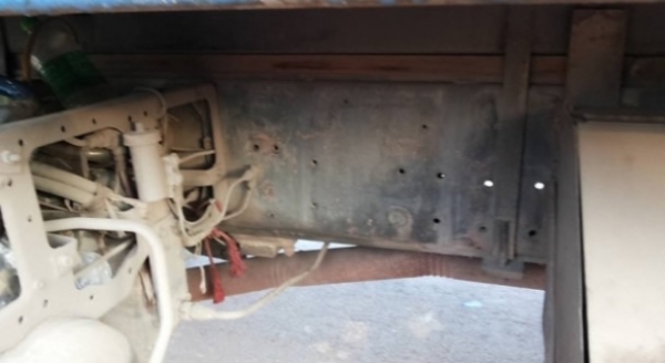 ISUZU JUMBO 270 HP 6SD1 TURBO สิบล้อ 2 เพลา มีระบบลากพ่วงติดตั้งมาพร้อมใช้งานครับ กระบะเหล็กคอกเกษตรไม่ดั๊มพ์พร้อมบรรทุกหนักได้เลย วางเครื่องยนต์วางเกียร์ของ ISUZU DECA ลงเล่มครบพร้อม ภายในเก๋งคอนโซลครบ พวงมาลัยเพาเวอร์ ระบบเบรคทริ๊ปฟี้ ช่วงล่างใหญ่ 2 เพล