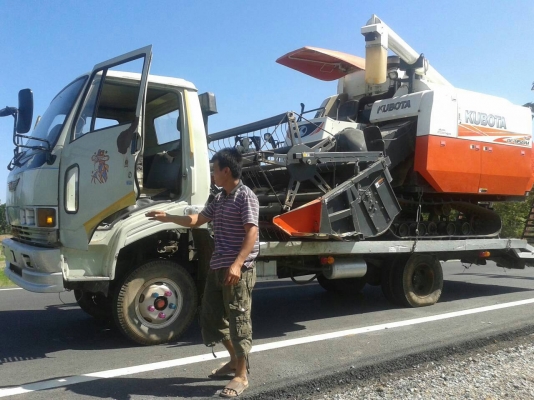 รถเทรนเลอร์รถเกี้ยวข้าวคูโบต้า รถสวยสภาพดี ไม่มีทะเบียน รถเทรนเลอร์รถเกี้ยวข้าวคูโบต้า รถสวยสภาพดี ไม่มีทะเบียน