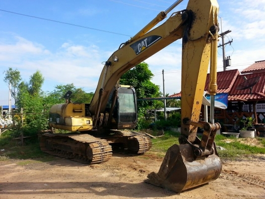 ขายCAT 320C เครื่องดี ช่วงล่างดี ทำงานเร็ว ไฟฟ้าเต็ม ใช้งาน18,000ชม. สภาพพร้อมใช้งาน เอกสารพร้อมโอน สนใจโทร 090-8588220คุณนะ 093-3258446คุณบิว ID:narong498 หรือเข้าดูสินค้าอื่นๆได้ที่ www.truck.in.th/498 หรือเพจFacebook ณรงค์ ซื้อขายรถมือสอง (เว็บไซต์ส่วน