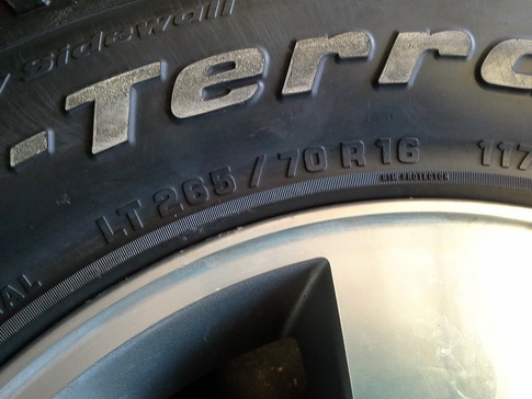 ล้อ Vigo + BF All 265/70/16 ปลายปี09 สวยๆ 1ขุด