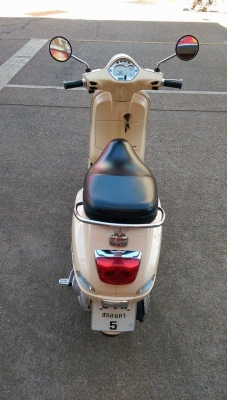 ขายคับ VESPA LX150 ปี2010 รถจดทะเบียนปี2555 ทะเบียนพร้อมโอน สีสวย เดิมๆ รถใช้งานมาไม่ถึงสองพันโลคับ ราคา 59000 บาท ดูรถได้ที่ สนใจติดต่อ 081-0578282 คับ ส่งได้ทั่วไทยคับ สนใจติดต่อ 081-0578282 FACEBOOK ชาญณรงค์ ป๊อป ชัยอมฤต ไอดีไลน์ POPBIGBIKESAKON คับ