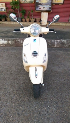 ขายคับ VESPA LX150 ปี2010 รถจดทะเบียนปี2555 ทะเบียนพร้อมโอน สีสวย เดิมๆ รถใช้งานมาไม่ถึงสองพันโลคับ ราคา 59000 บาท ดูรถได้ที่ สนใจติดต่อ 081-0578282 คับ ส่งได้ทั่วไทยคับ สนใจติดต่อ 081-0578282 FACEBOOK ชาญณรงค์ ป๊อป ชัยอมฤต ไอดีไลน์ POPBIGBIKESAKON คับ