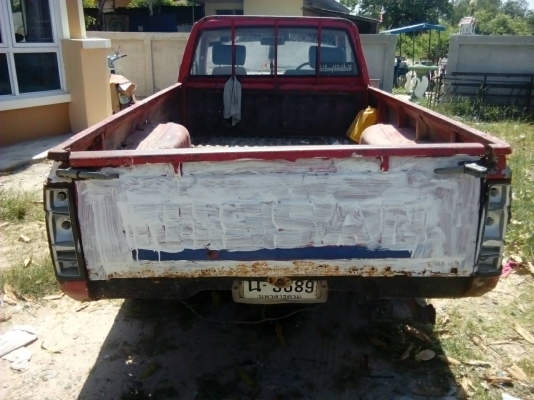 ขายด่วน Nissan กระบะตอนเดียว ช่วงยาว เครื่องดีมาก เกียร์ดี คัสซีผุนิดหน่อย ใช้งานประจำทุกวัน เข้าไร่เข้านา