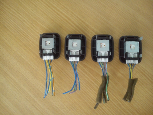 สวิตช์ กดขึ้น-ลง พร้อมกรอบ ของรถ TOYOTA