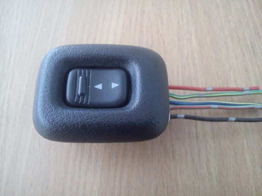 สวิตช์ กดขึ้น-ลง พร้อมกรอบ ของรถ TOYOTA