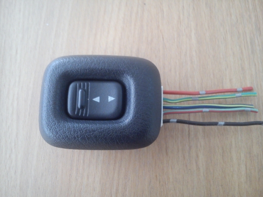 สวิตช์ กดขึ้น-ลง พร้อมกรอบ ของรถ TOYOTA