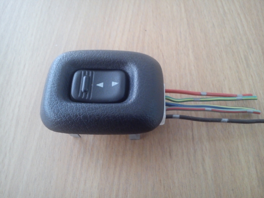 สวิตช์ กดขึ้น-ลง พร้อมกรอบ ของรถ TOYOTA