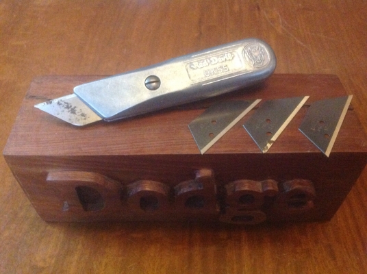 ขายมีด Vintage Red Devil UK55 ด้ามอลูมิเนียม พร้อมใบสำรอง 3 ใบ