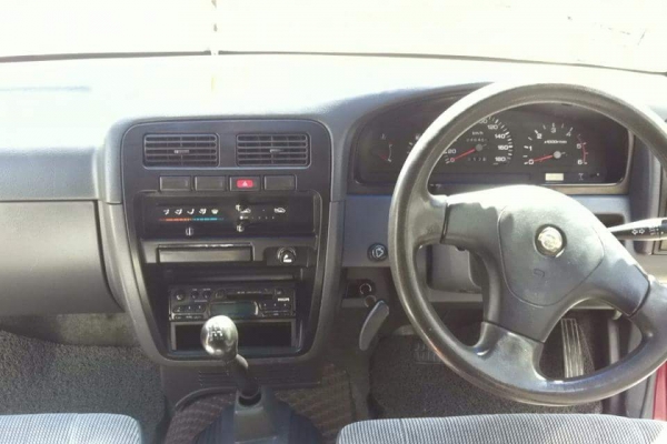 ขายนิสสันBIG-Mแค๊ปจอโค้งปี97รถบ้าน119000