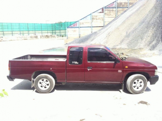 ขายนิสสันBIG-Mแค๊ปจอโค้งปี97รถบ้าน119000