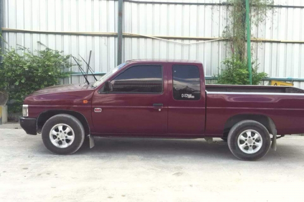 ขายนิสสันBIG-Mแค๊ปจอโค้งปี97รถบ้าน119000