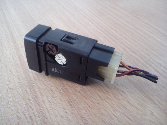 สวิตช์ POLE ทรงตั้ง ปลั๊กหลังมาครบ ตรงรุ่น HONDA GD สวิตช์ POLE ทรงตั้ง ปลั๊กหลังมาครบ ตรงรุ่น HONDA GD