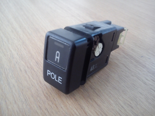 สวิตช์ POLE ทรงตั้ง ปลั๊กหลังมาครบ ตรงรุ่น HONDA GD สวิตช์ POLE ทรงตั้ง ปลั๊กหลังมาครบ ตรงรุ่น HONDA GD