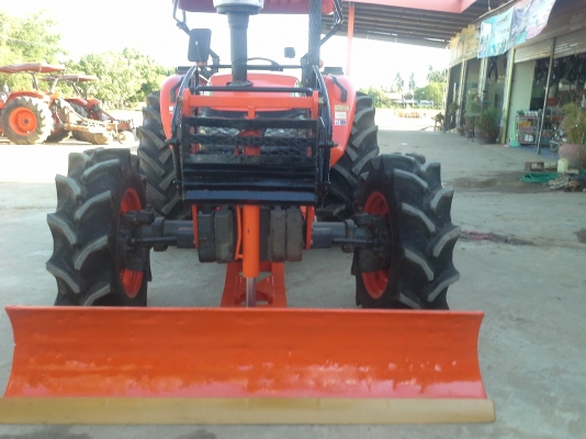 ขาย แทรกเตอร์ KUBOTA M9540 ถูกๆ สวยๆ ยางหน้า-หลัง ใหม่ ๆ ผาน CMT สภาพนางฟ้า คับ